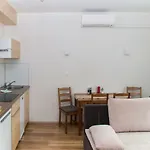 Sunny, Fully Furnished Type With Terrace