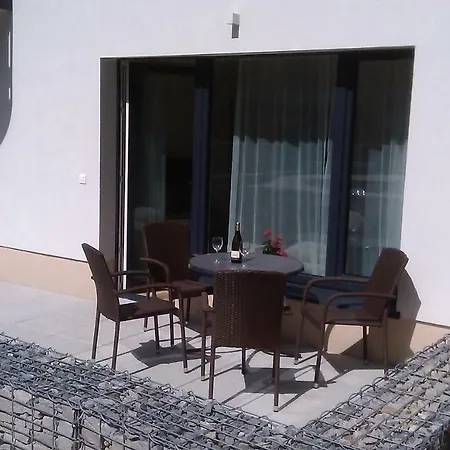Sunny, Fully Furnished Type With Terrace