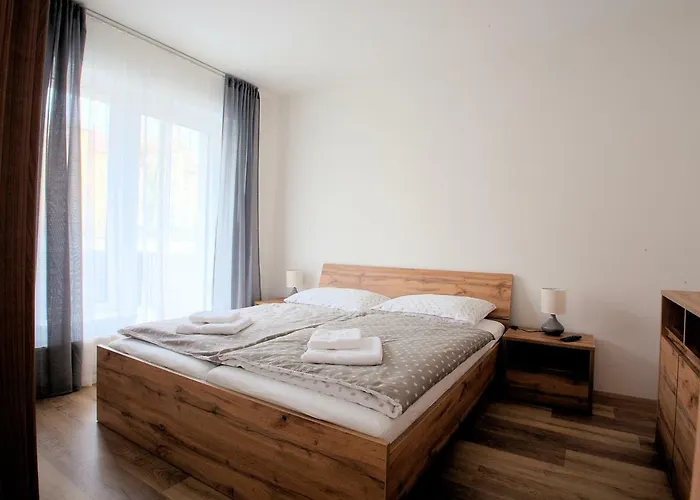 Sunny, Fully Furnished Type With Terrace Διαμέρισμα Πίλζεν